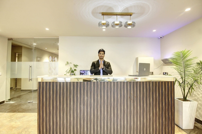 Imagen de los interiores del Hotel Saltstayz Select - Golf Course Road and Sector 27. Foto 13
