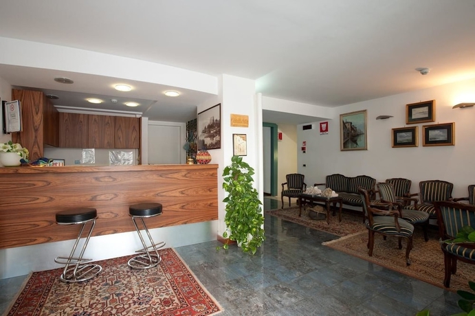 Imagen de los interiores del Hotel Salus, Lignano Sabbiadoro. Foto 19