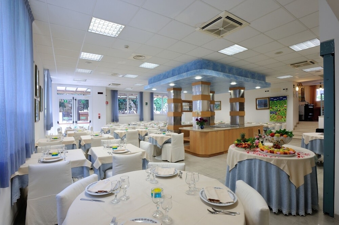 Imagen del bar/restaurante del Hotel Salus, Lignano Sabbiadoro. Foto 3