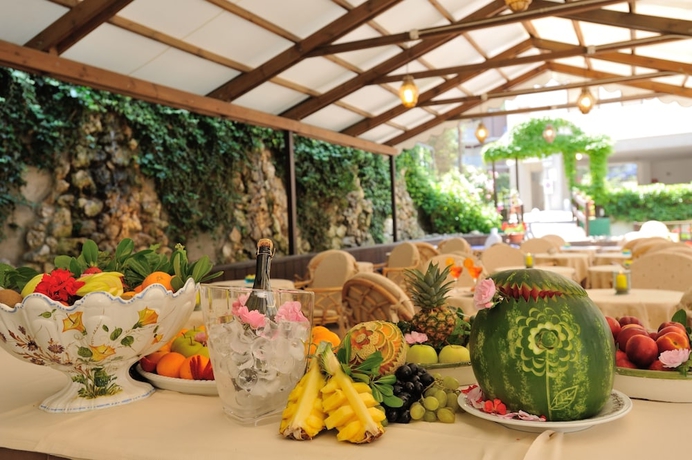 Imagen del bar/restaurante del Hotel Salus, Lignano Sabbiadoro. Foto 5
