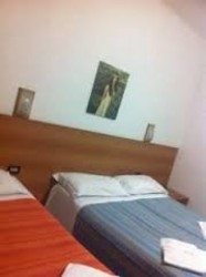 Imagen de la habitación del Hotel Salus, Milán. Foto 6