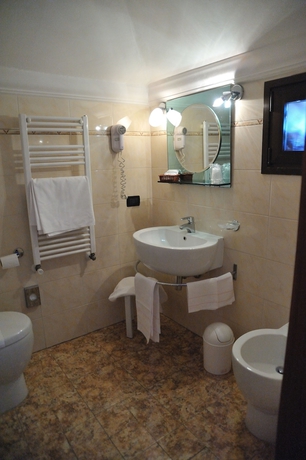 Imagen de la habitación del Hotel Salus, Montecatini Terme. Foto 10