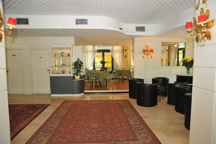 Imagen de los interiores del Hotel Salus, Montecatini Terme. Foto 15