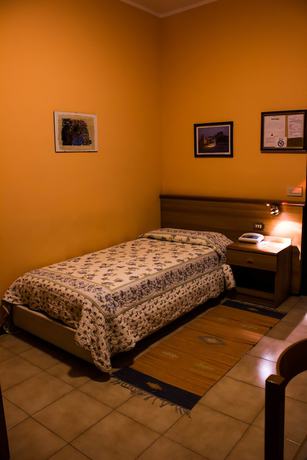 Imagen de la habitación del Hotel Salus, Salice Terme. Foto 8