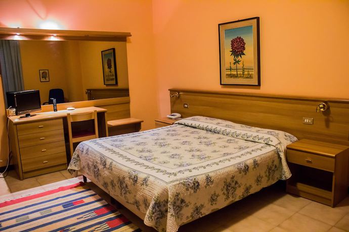 Imagen de la habitación del Hotel Salus, Salice Terme. Foto 10
