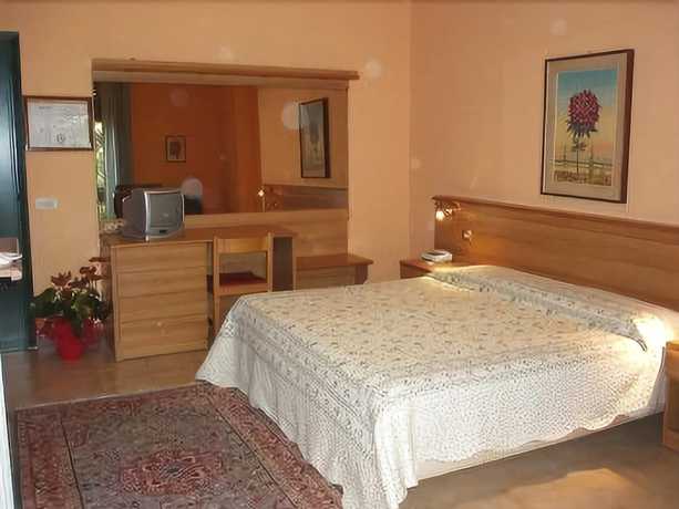 Imagen de la habitación del Hotel Salus, Salice Terme. Foto 12