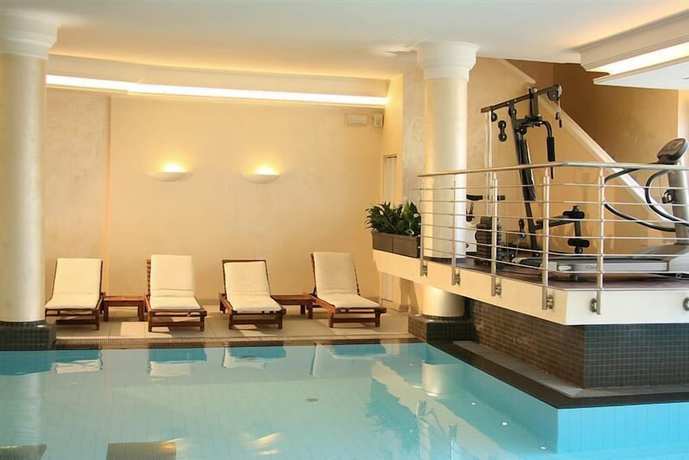 Imagen de la piscina del Hotel Salus Terme. Foto 19