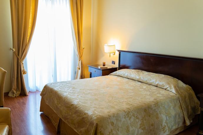 Imagen de la habitación del Hotel Salus Terme. Foto 14