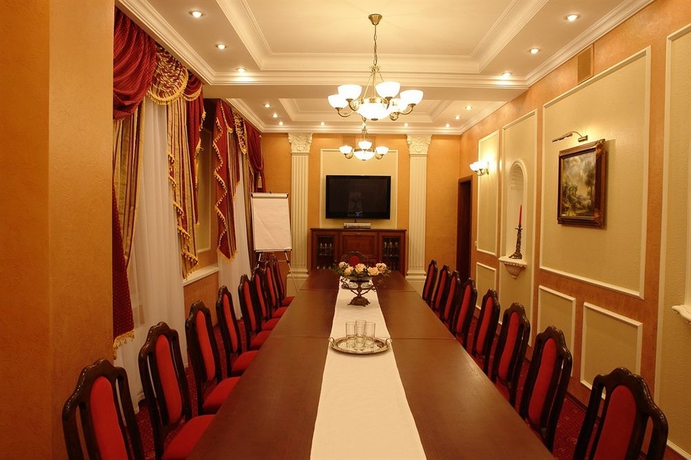 Imagen de los interiores del Hotel Salute. Foto 13