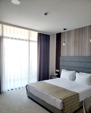 Imagen de la habitación del Hotel Salvador, Batumi. Foto 9