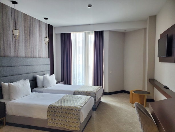 Imagen de la habitación del Hotel Salvador, Batumi. Foto 12