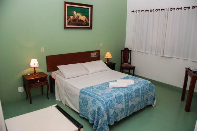 Imagen de la habitación del Hotel Salvador, Po&ccedil;os de Caldas. Foto 6