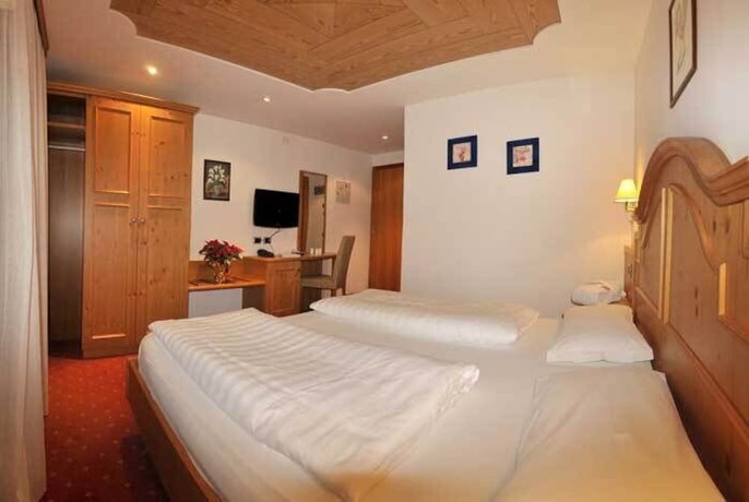 Imagen de la habitación del Hotel Salvan. Foto 17