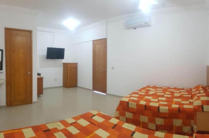 Imagen de la habitación del Hotel Salvatierra. Foto 10