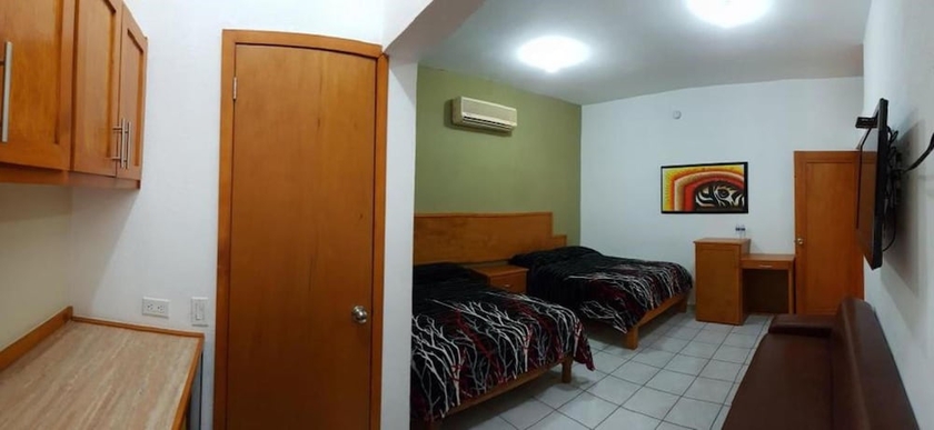 Imagen de la habitación del Hotel Salvatierra. Foto 11