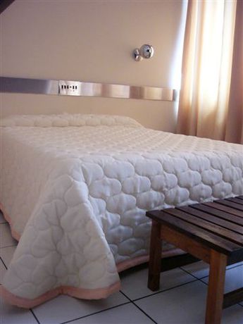 Imagen de la habitación del Hotel Salvatti Iguassu. Foto 4