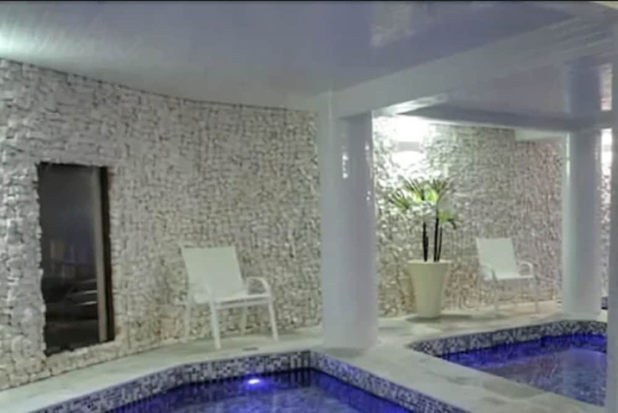 Imagen de la piscina del Hotel Salvetti Praia. Foto 16