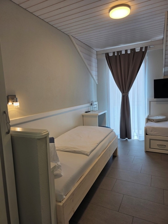 Imagen de la habitación del Hotel Salvi. Foto 3