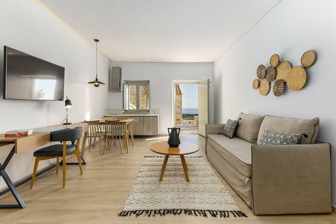 Imagen de la habitación del Hotel Salvia Areopolis All-Suite. Foto 17