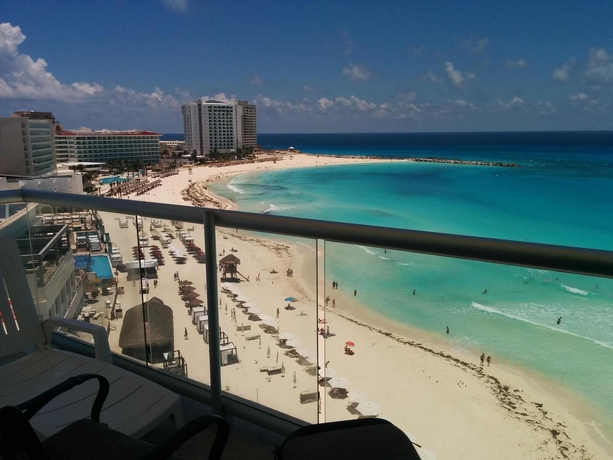 Imagen de los exteriores del Hotel Salvia Cancun Aparts. Foto 7