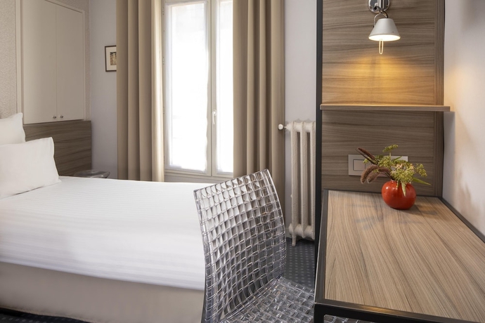 Imagen de la habitación del Hotel Salvia Paris. Foto 16