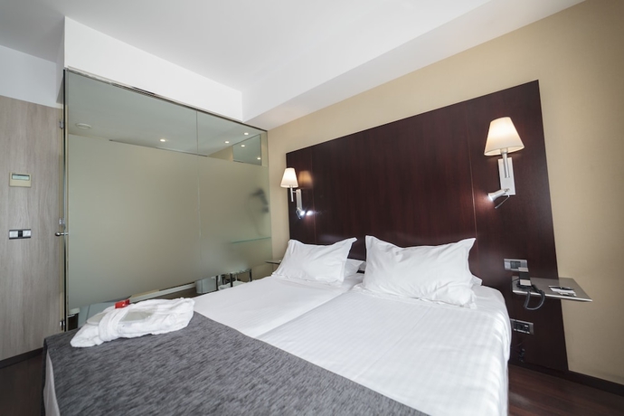 Imagen de la habitación del Hotel Salymar. Foto 3