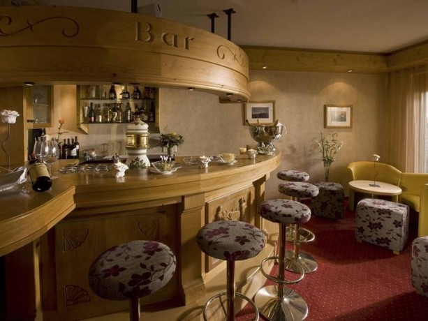 Imagen general del Hotel Salzano - Spa - Restaurant. Foto 2