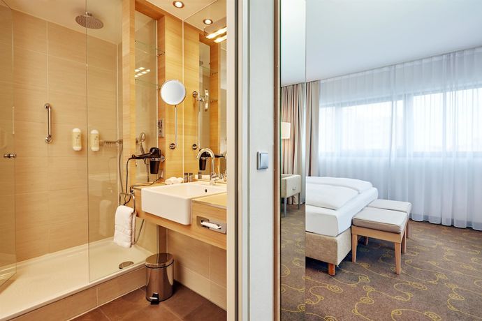 Imagen de la habitación del Hotel Salzburg-Hauptbahnhof. Foto 9