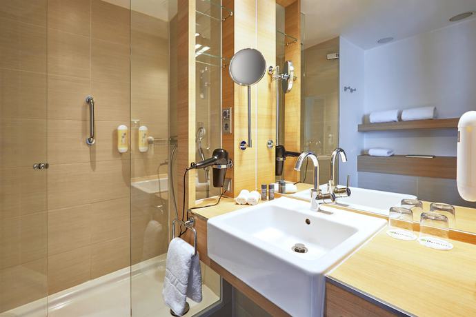Imagen de la habitación del Hotel Salzburg-Hauptbahnhof. Foto 10