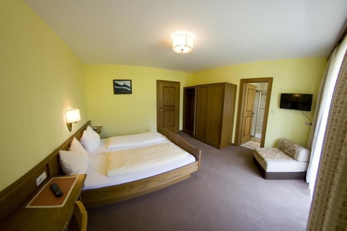 Imagen de la habitación del Hotel Salzburger Dolomitenhof. Foto 9