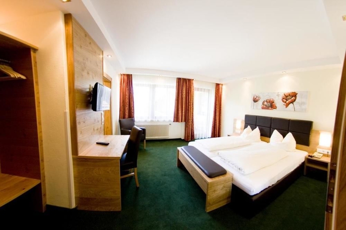 Imagen de los interiores del Hotel Salzburger Dolomitenhof. Foto 14