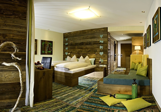 Imagen de la habitación del Hotel Salzburger Hof. Foto 14