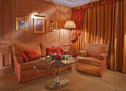 Imagen de la habitación del Hotel Salzburgerhof. Foto 5