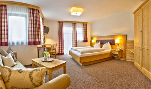 Imagen de la habitación del Hotel Salzburgerhof, Flachau. Foto 14