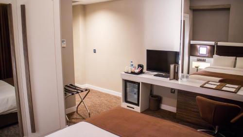 Imagen de la habitación del Hotel Sam Royal. Foto 14