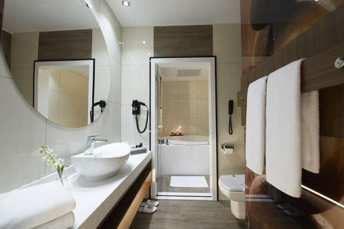 Imagen de la habitación del Hotel Sam Royal. Foto 19