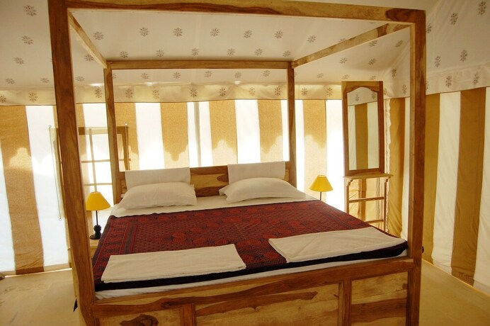 Imagen de la habitación del Hotel Sam Sand Dunes Desert Safari. Foto 25