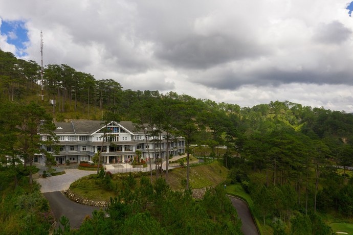 Imagen general del Hotel Sam Tuyen Lam Golf and Resorts. Foto 2
