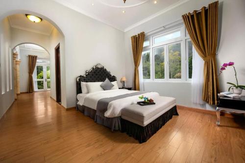 Imagen general del Hotel Sam Tuyen Lam Resort, Da Lat. Foto 9