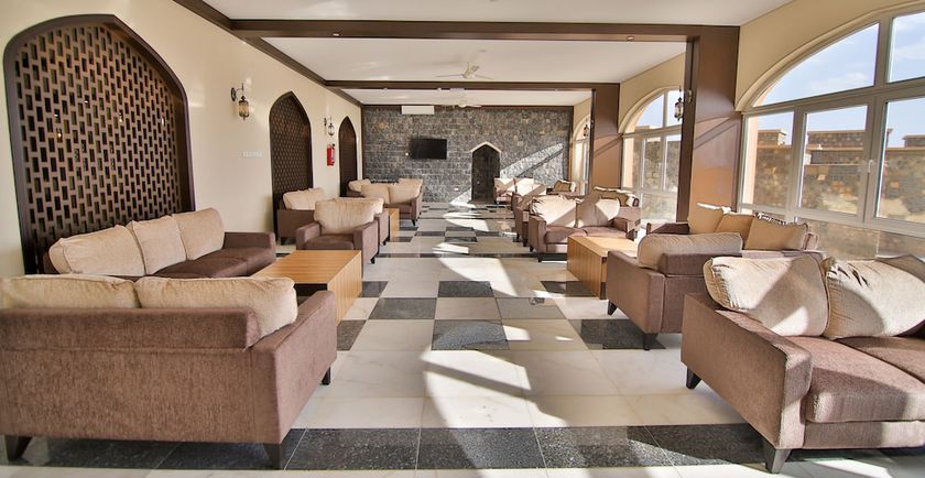 Imagen del bar/restaurante del Hotel Sama, Al Qashar. Foto 2