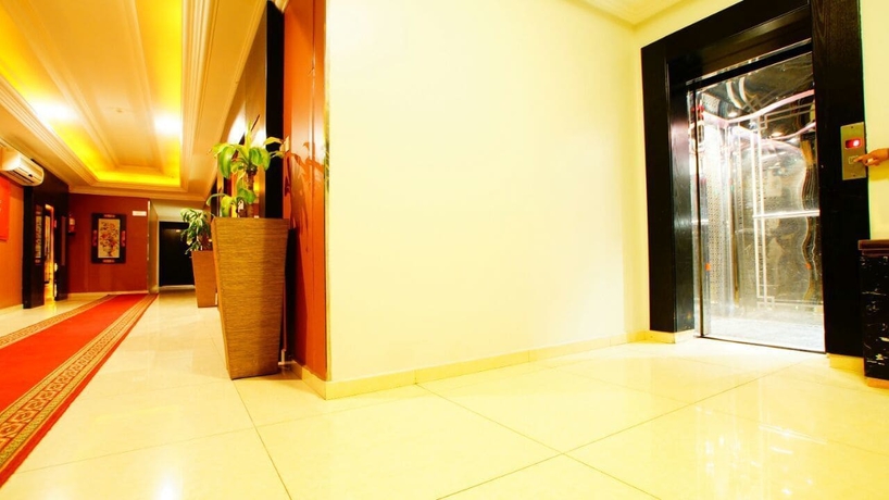 Imagen de los interiores del Hotel Sama Al Qasr Apartment Elmohamadia. Foto 5