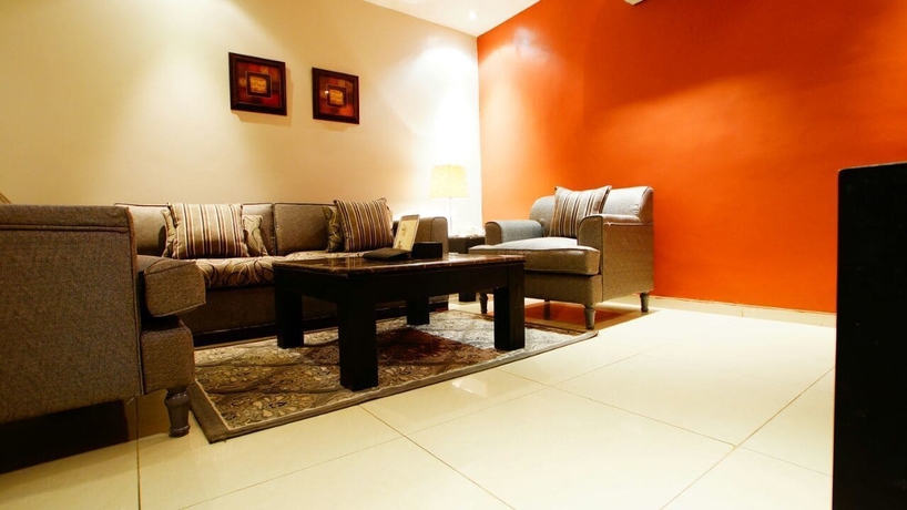 Imagen de los interiores del Hotel Sama Al Qasr Apartment Elmohamadia. Foto 7