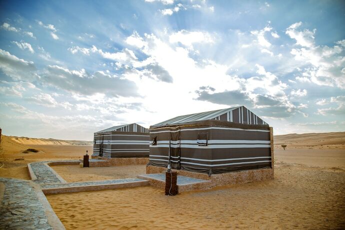 Imagen de la habitación del Hotel Sama Al Wasil Desert Camp. Foto 15