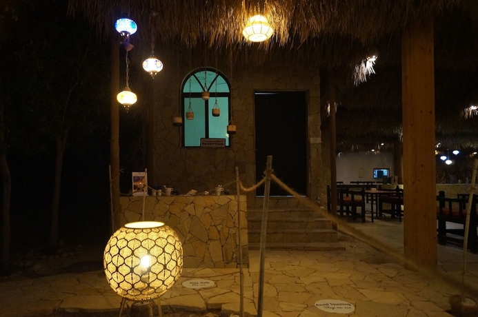 Imagen de los interiores del Hotel Sama Ras Al Jinz. Foto 18