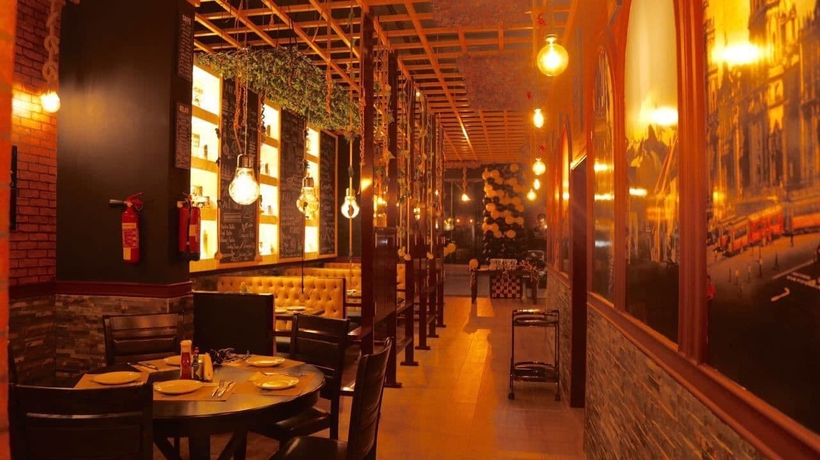 Imagen del bar/restaurante del Hotel Sama Sohar Apartment. Foto 5