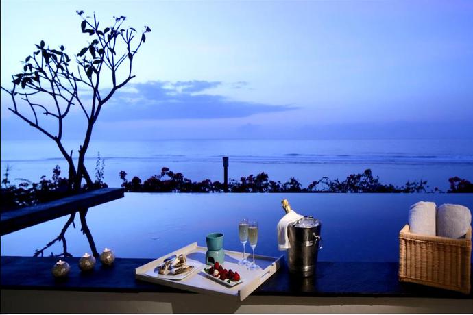 Imagen de la piscina del Hotel Samabe Bali Suites and Villas - Chse Certified. Foto 20