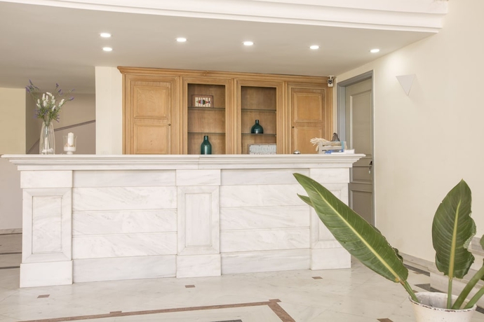 Imagen de los interiores del Hotel Samaina Port. Foto 10