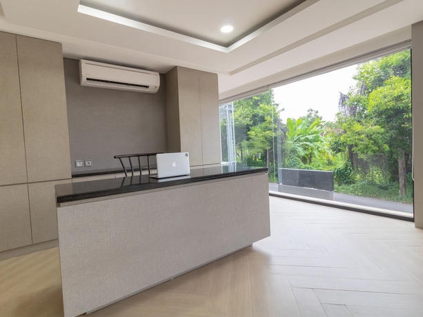Imagen de los interiores del Hotel Samana Residence. Foto 18