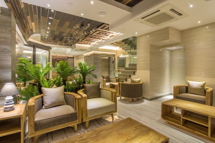 Imagen de los interiores del Hotel Samann Grand. Foto 18