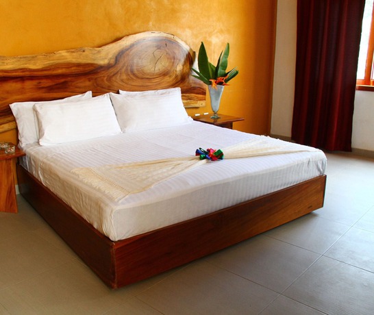 Imagen de la habitación del Hotel Samanu. Foto 9